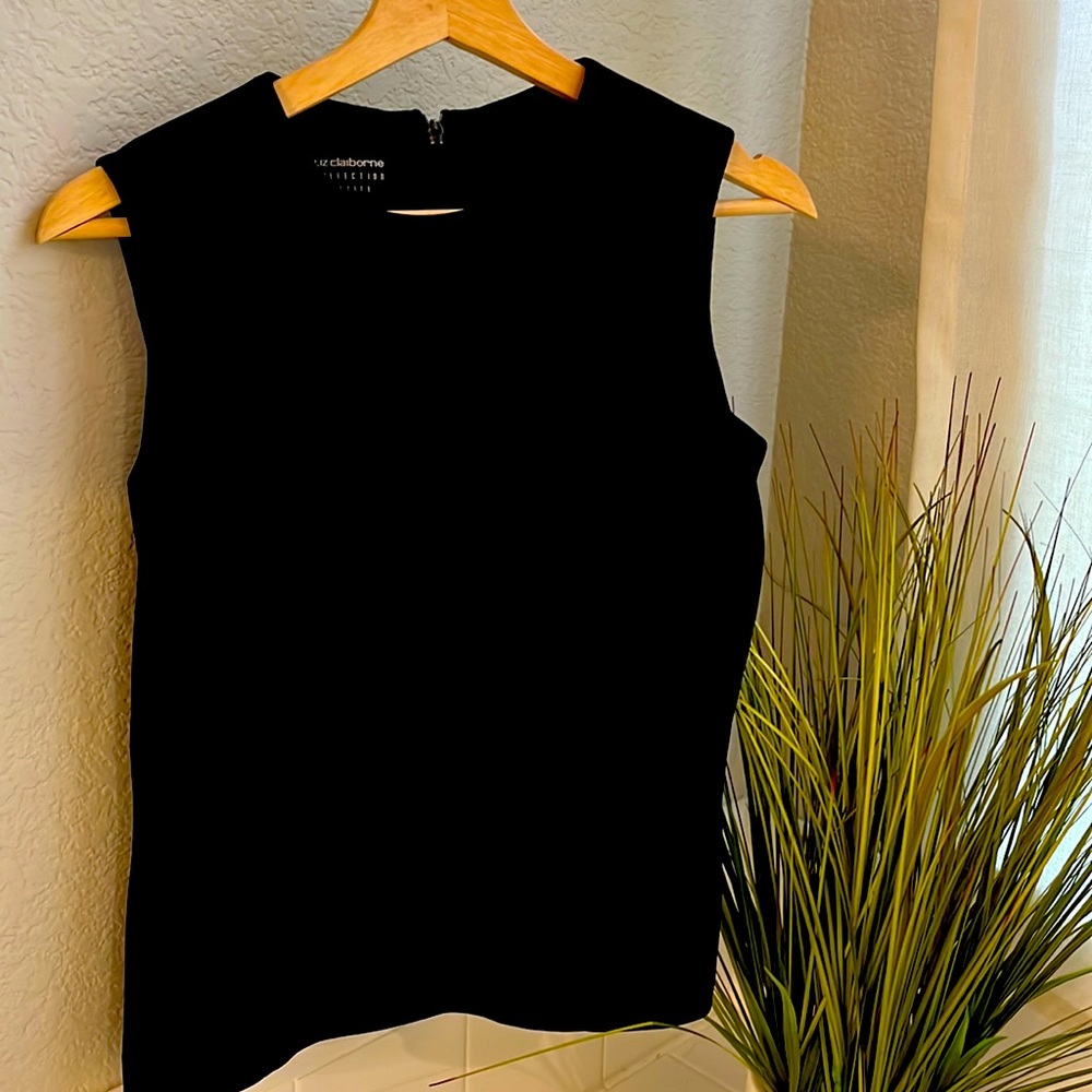 Liz Claiborne petite size 6 vest